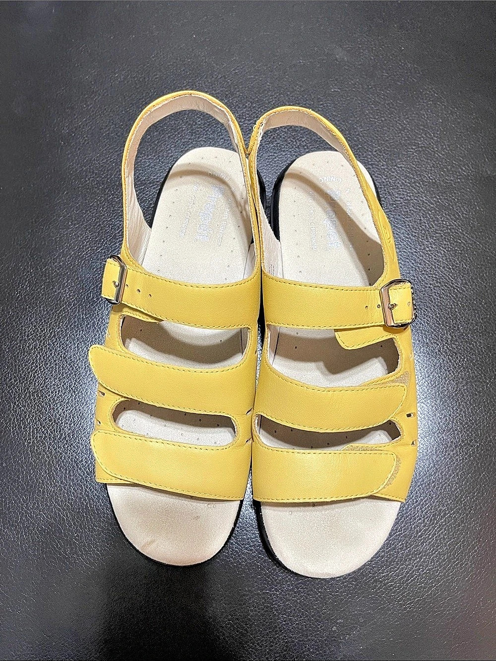 Propet W0001 Yellow Leather Sandals US 8.5 Narrow